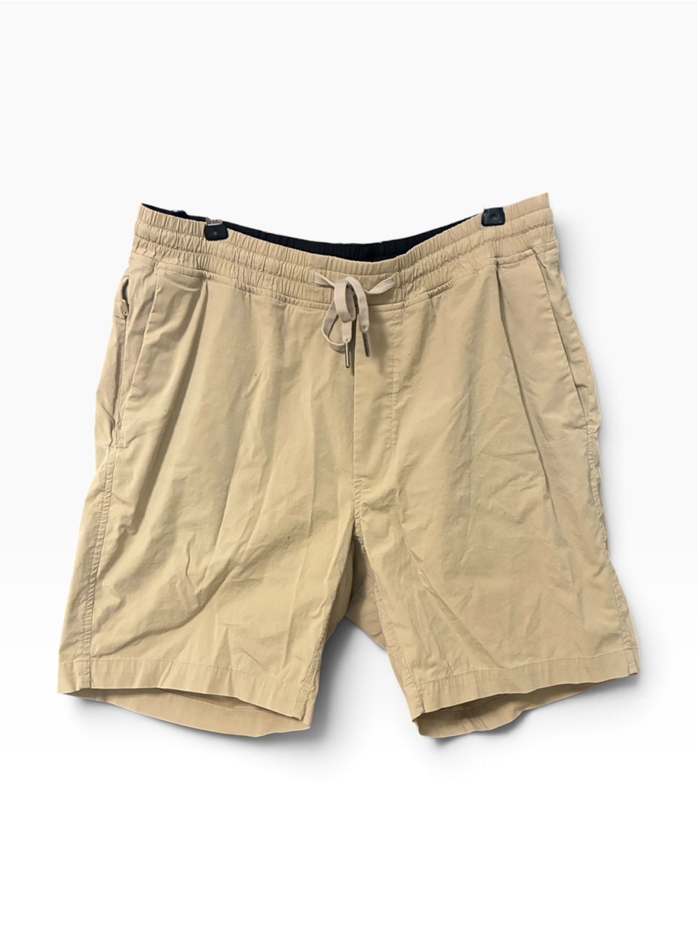 Lululemon Khaki Shorts Size Large Pull on Draw String